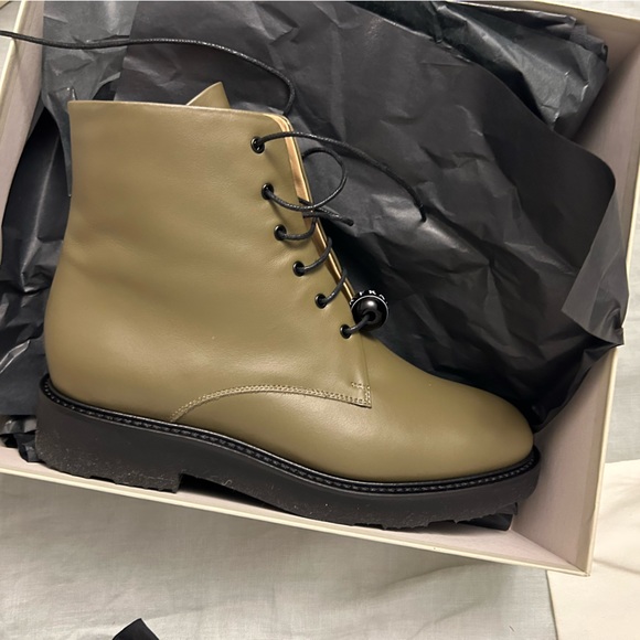 Dear Frances Khaki Park boot size 39 NWT - Picture 3 of 12
